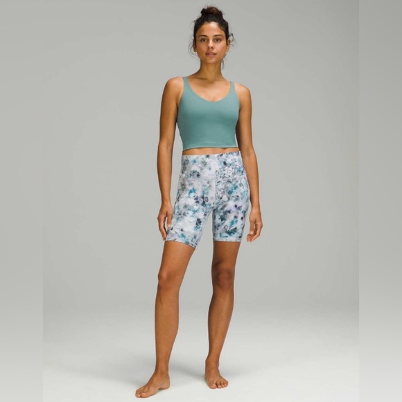 Lululemon Align Short 8" in Kaleidofloral Multi - Picture 2 of 7